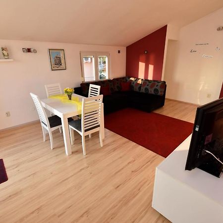 Bonaca Apartment Rtina Ngoại thất bức ảnh